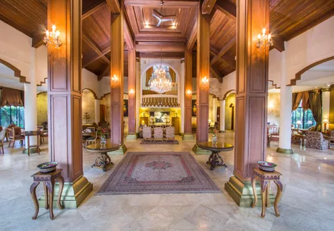 Hotel Sarasvati Borobudur